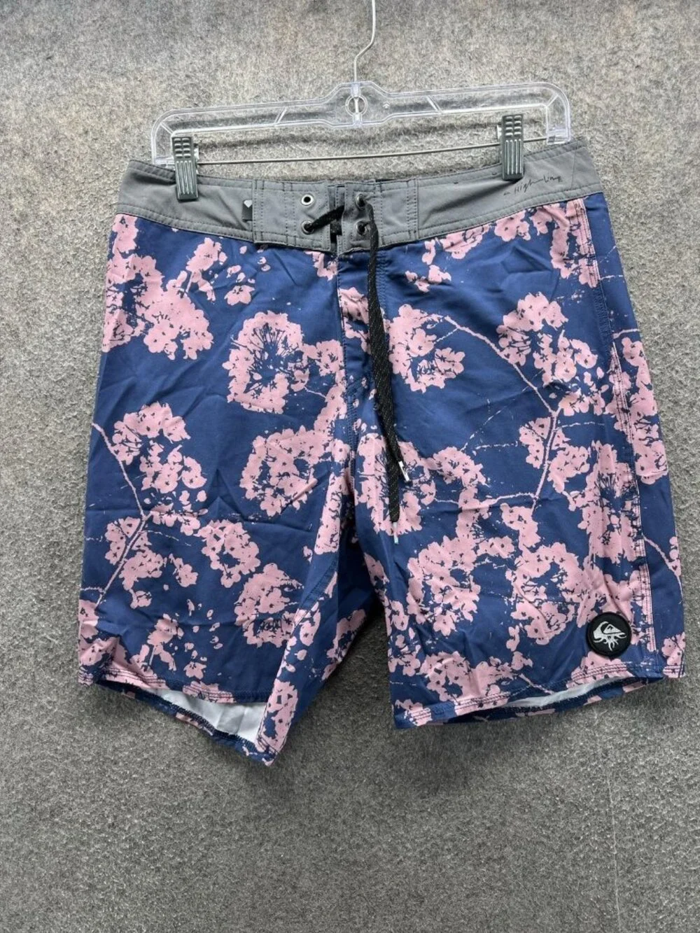 Quiksilver Swim Trunks Mens 30 Blue Pink Floral Dryflight Quick Dry Board Shorts